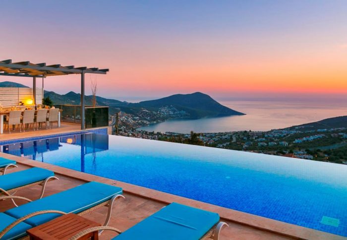 Balayı Tatilinin yapılabileceği en güzel yerlerden: Kalkan ve Patara